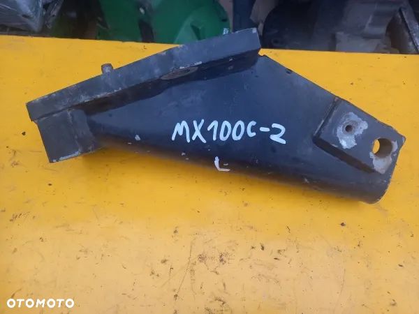 Mocowanie lewe odciągu stabilizatora Case MX100C - 1