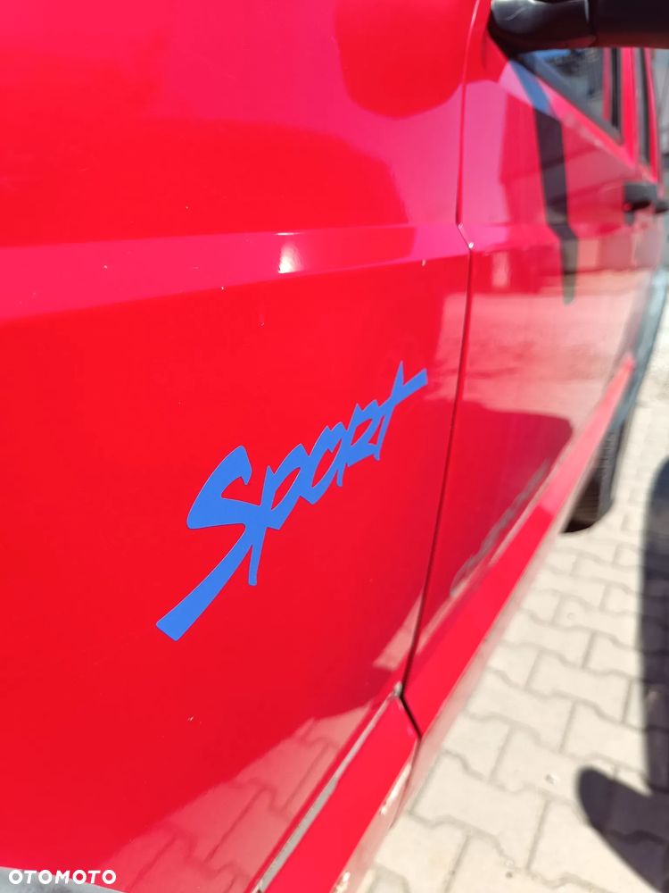 Jeep Cherokee 2.5 Sport - 20