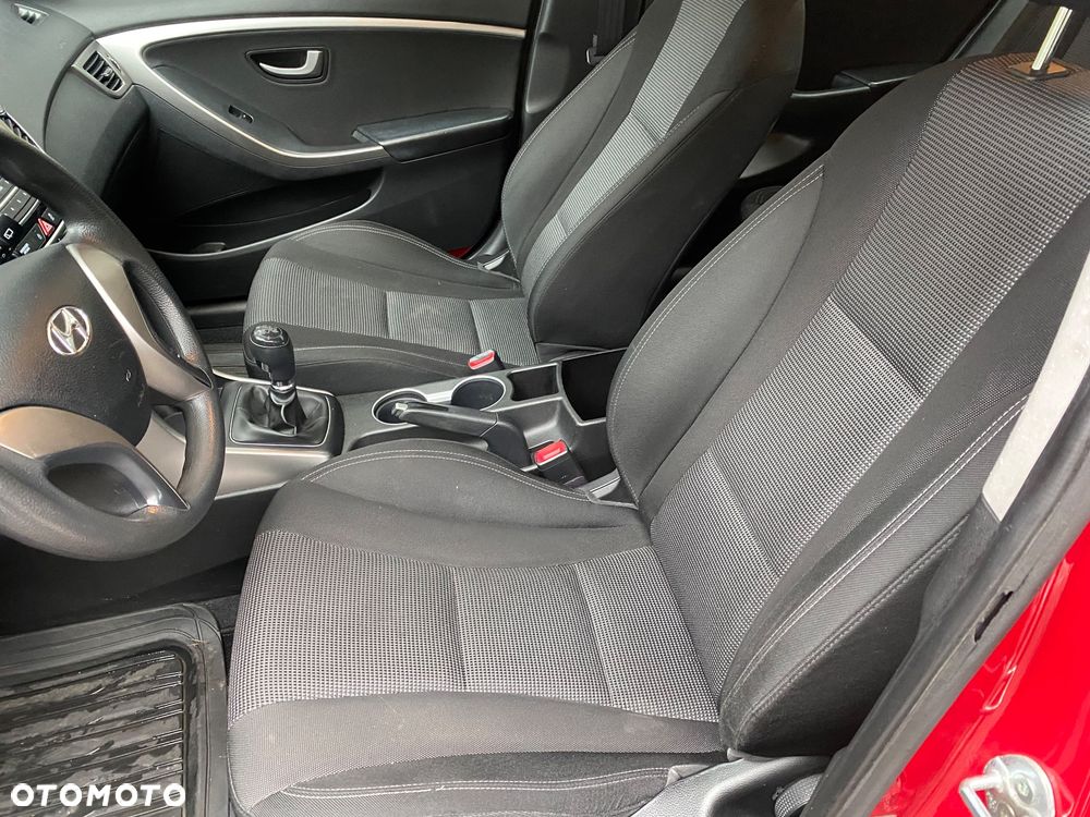 Hyundai i30 1.4 Trend - 18