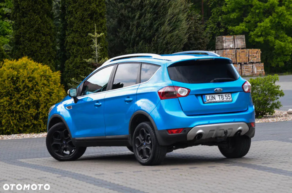 Ford Kuga 2.0 TDCi 2x4 Titanium - 27
