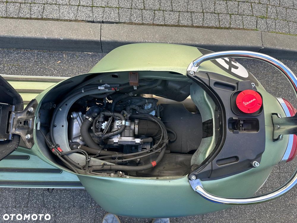 Piaggio Vespa - 14