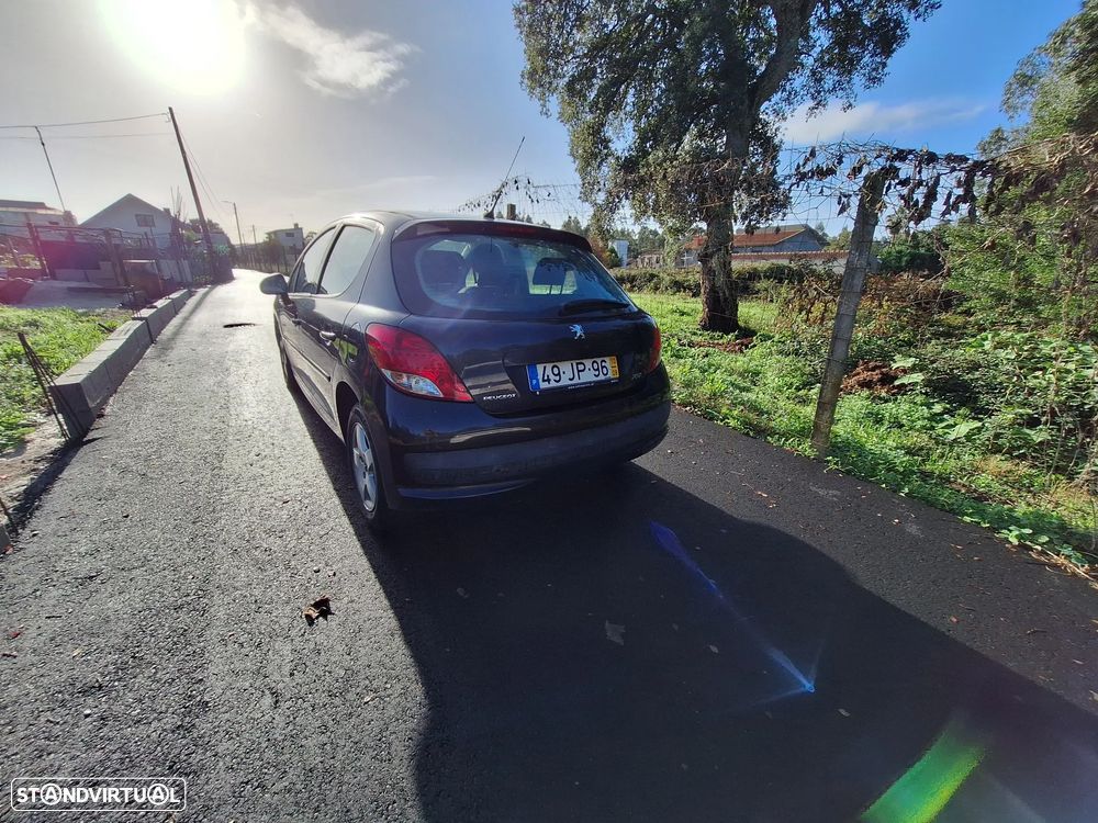 Peugeot 207 1.4 HDi Premium - 5