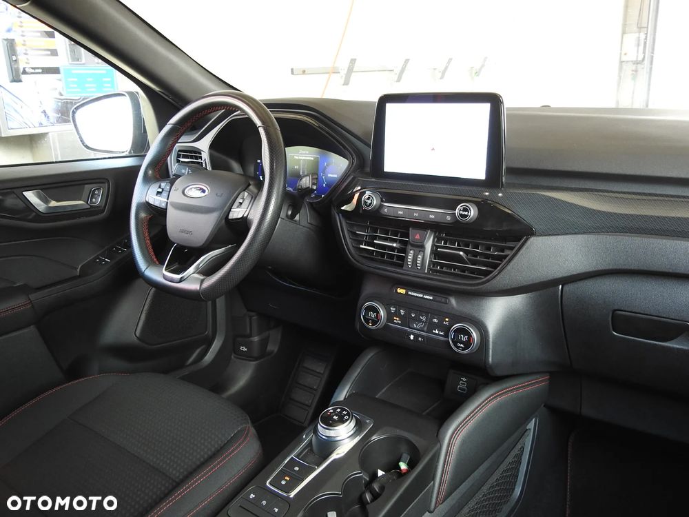 Ford Kuga 1.5 EcoBlue FWD ST-Line - 17