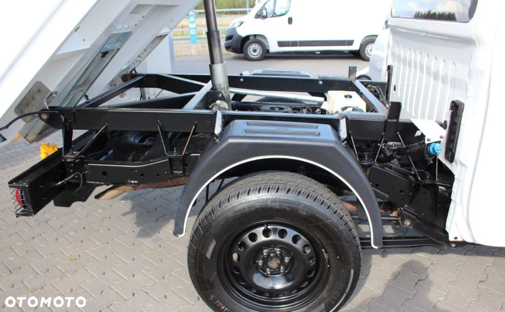 Nissan Navara - 19