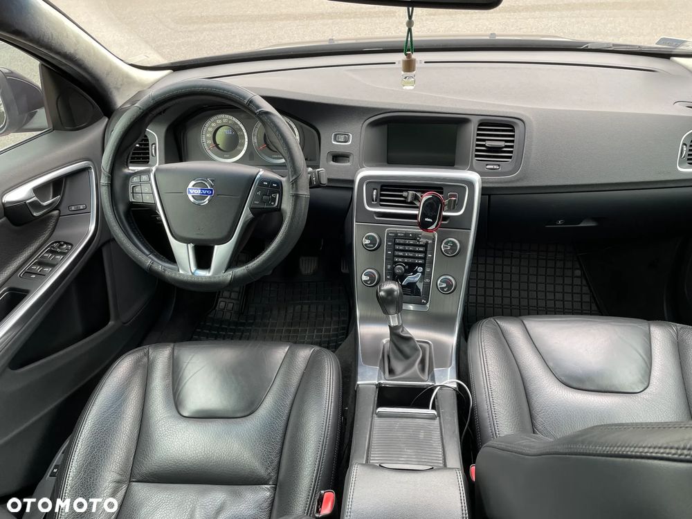 Volvo S60 D5 Summum - 12