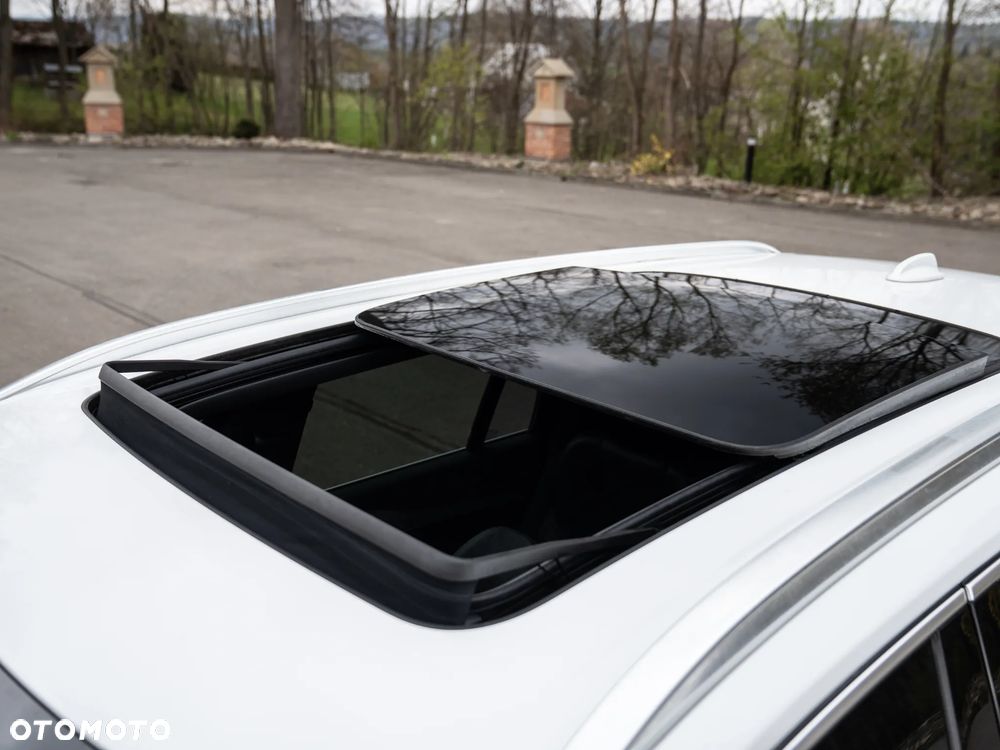 Volvo XC 90 - 25
