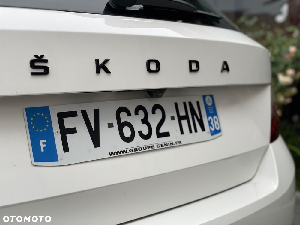 Skoda Fabia 1.0 TSI Monte Carlo - 12