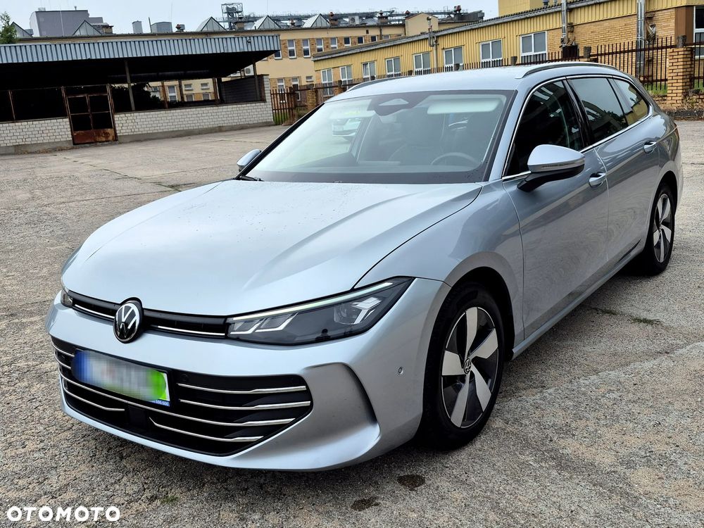 Volkswagen Passat 2.0 TDI SCR DSG Business - 34