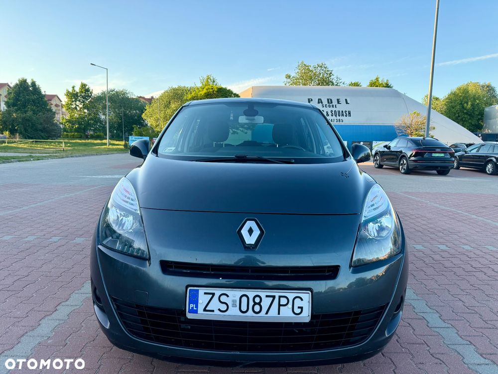 Renault Scenic 2.0 16V 140 CVT Dynamique - 12