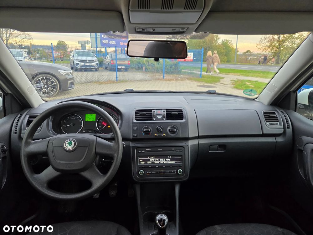 Skoda Fabia - 11