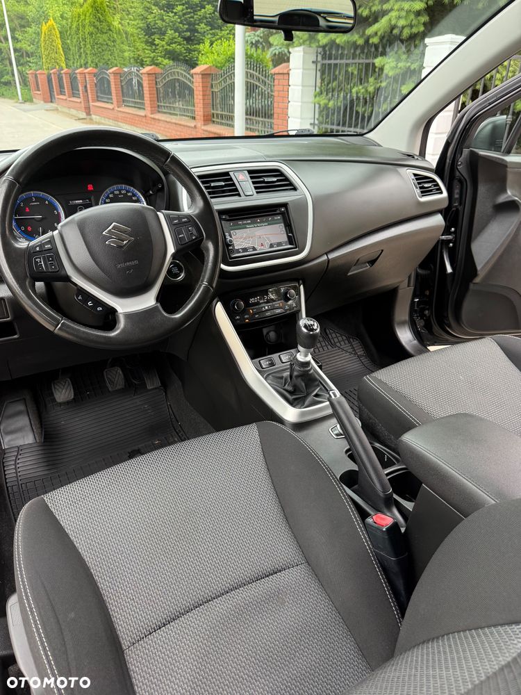Suzuki SX4 S-Cross 1.6 DDiS 4x4 Comfort+ - 18