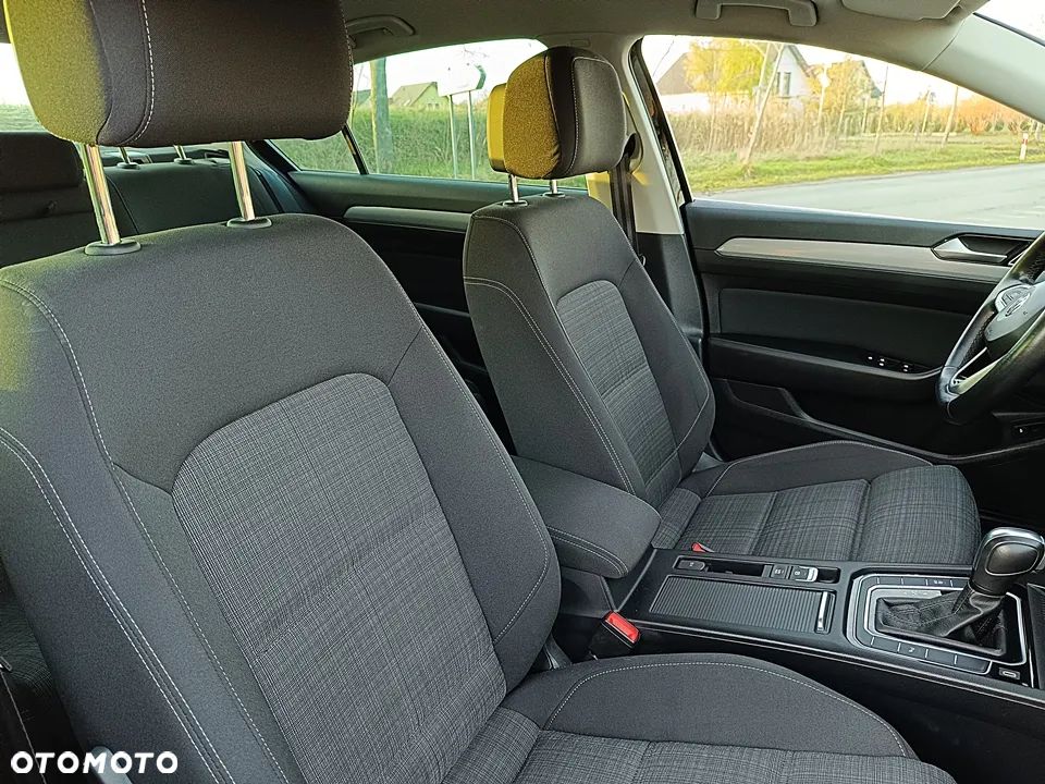 Volkswagen Passat 1.5 TSI EVO Business DSG - 23