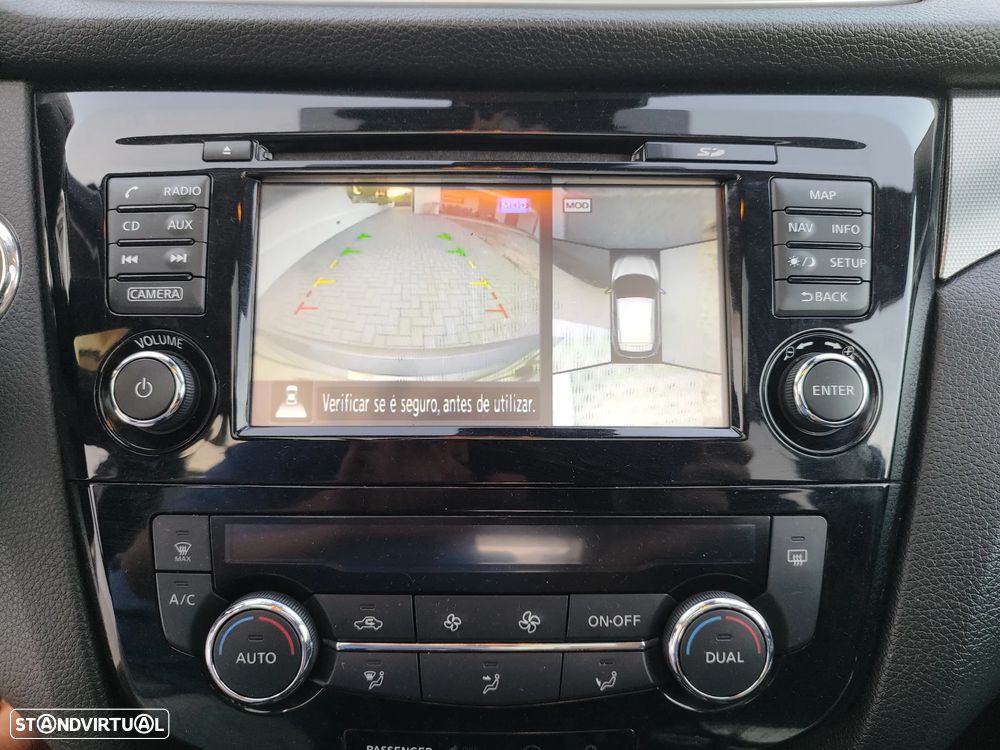 Nissan Qashqai 1.5 dCi N-Connecta - 12