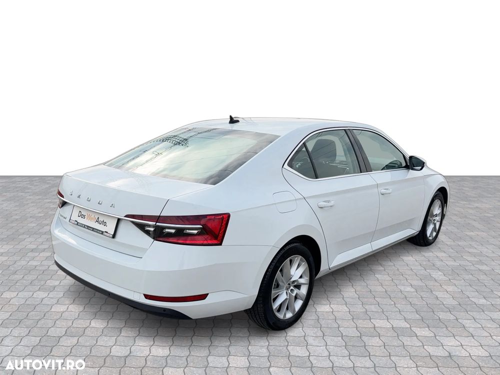 Skoda Superb 2.0 TDI DSG Style - 5