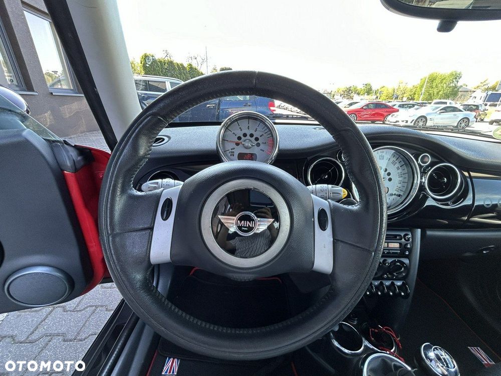 MINI ONE Seven - 9