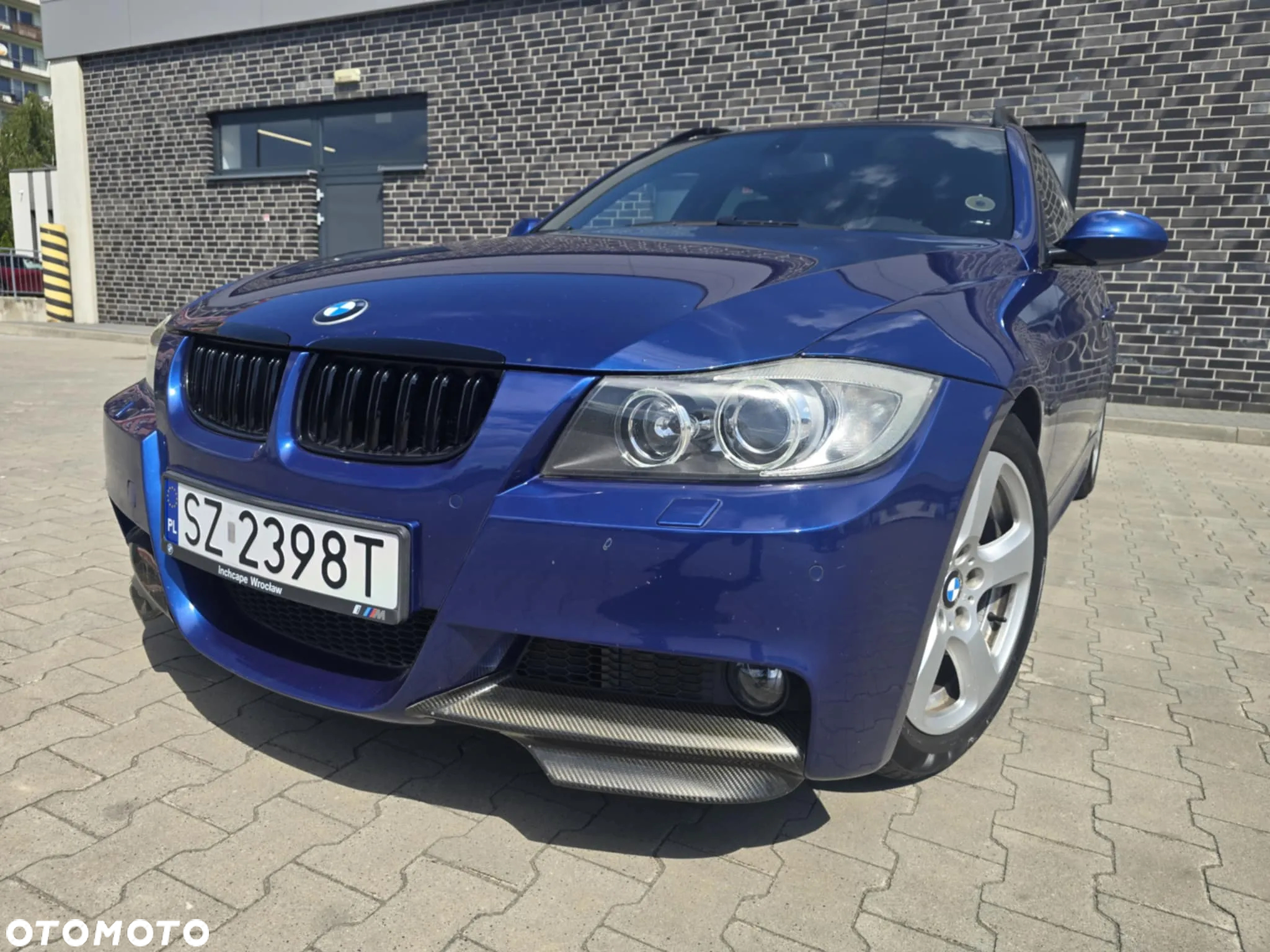 BMW Seria 3 330i Touring - 2