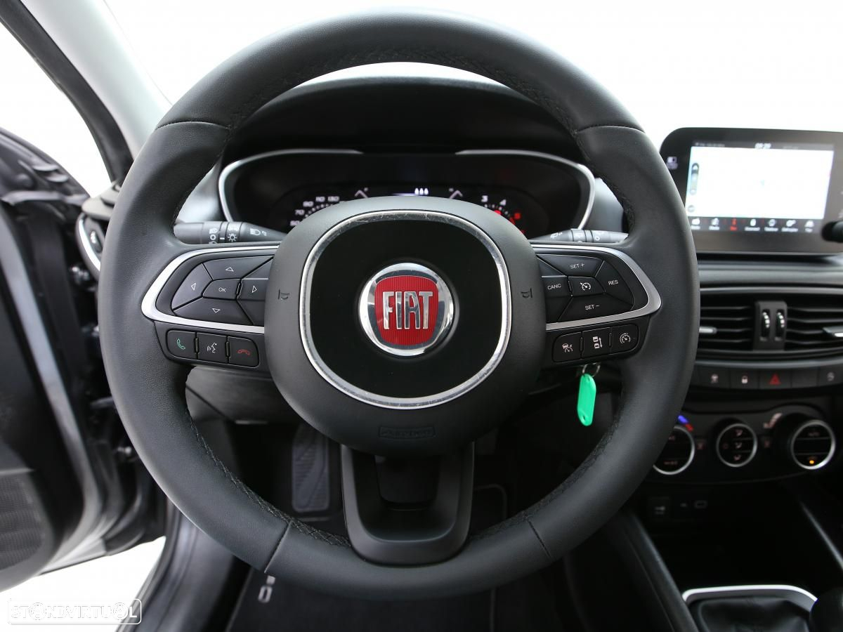 Fiat Tipo Station Wagon 1.3 M-Jet Lounge - 21