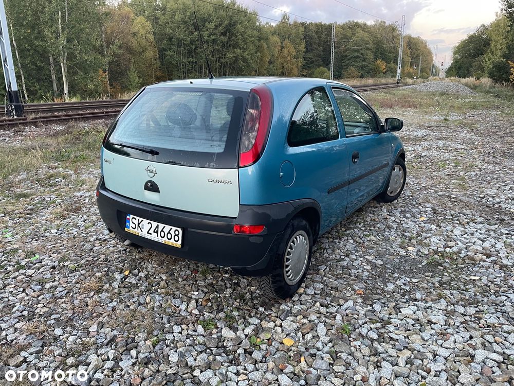 Opel Corsa 2000 photo 4