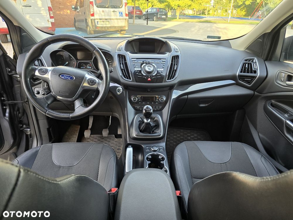 Ford Kuga - 6