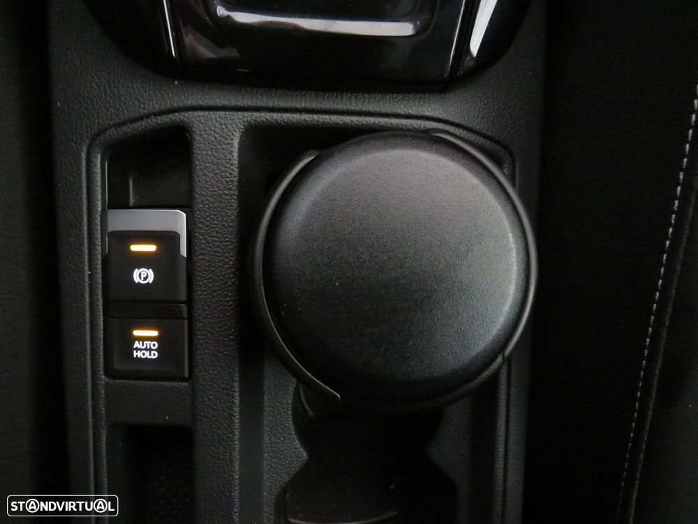 VW T-Roc 1.5 TSI R-Line DSG - 48