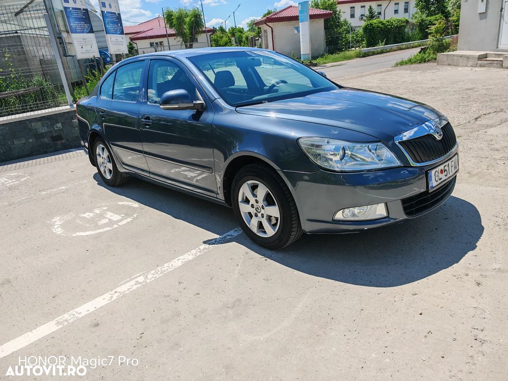 Skoda Octavia 1.6 MPI Ambiente - 6