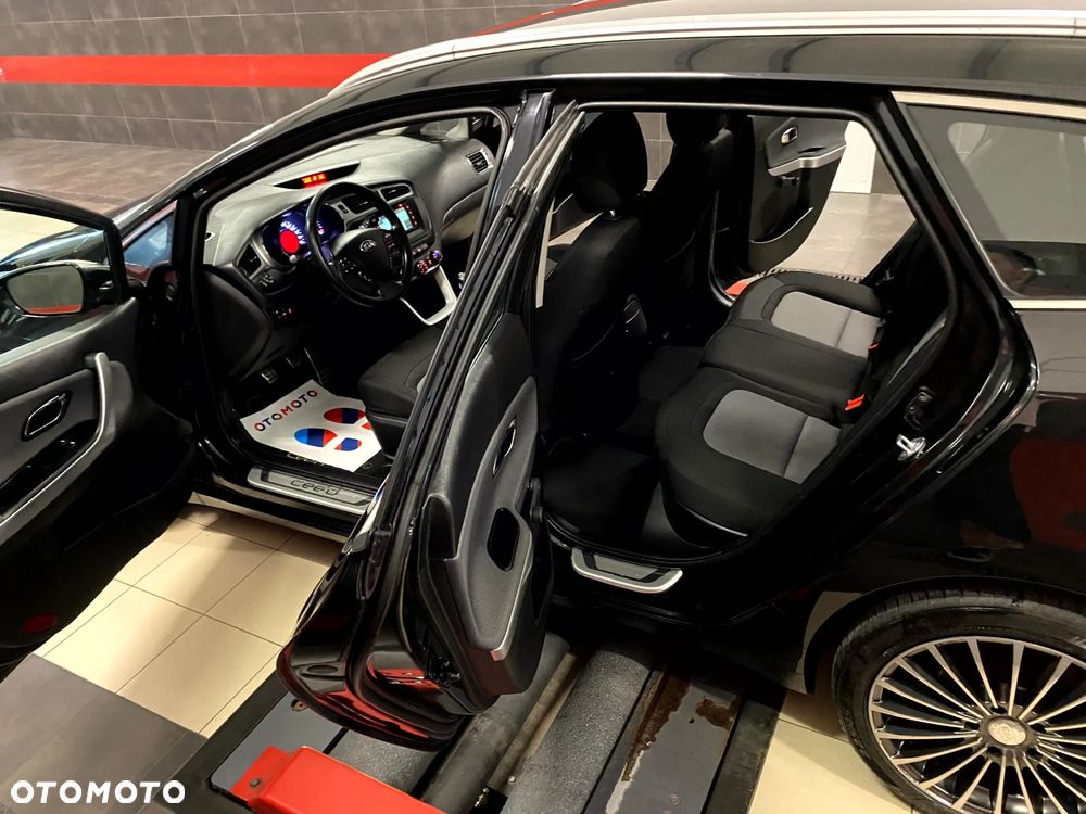 Kia Ceed 1.6 GDI XL - 18