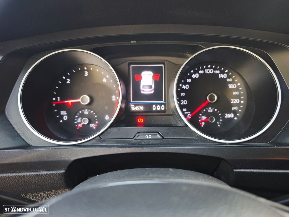 VW Tiguan 2.0 TDI Confortline - 14
