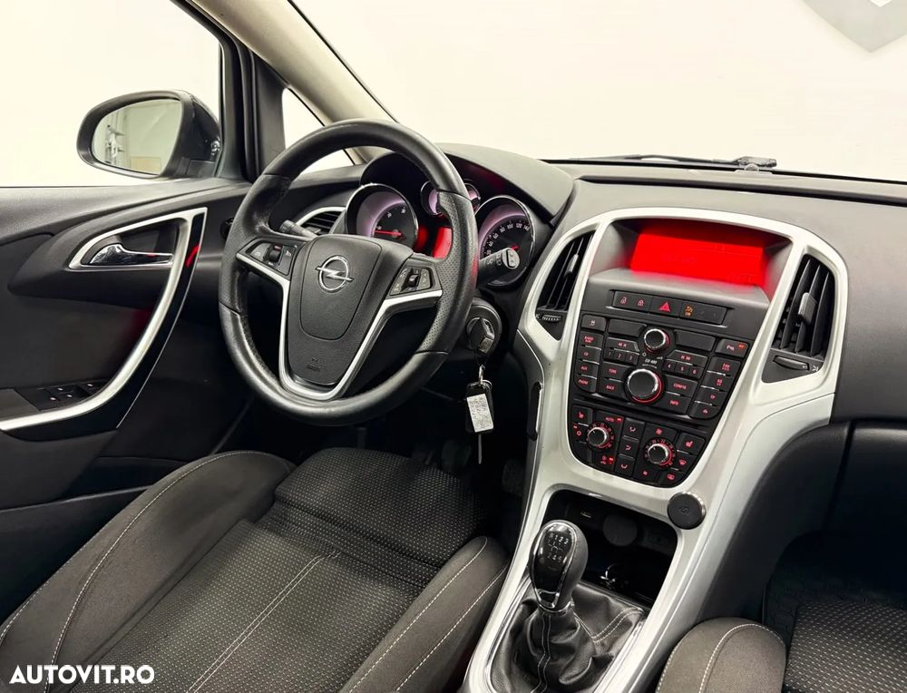 Opel Astra 1.7 CDTI Cosmo - 16