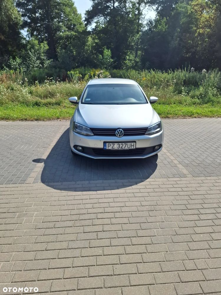 Volkswagen Jetta 1.4 TSI Comfortline - 6