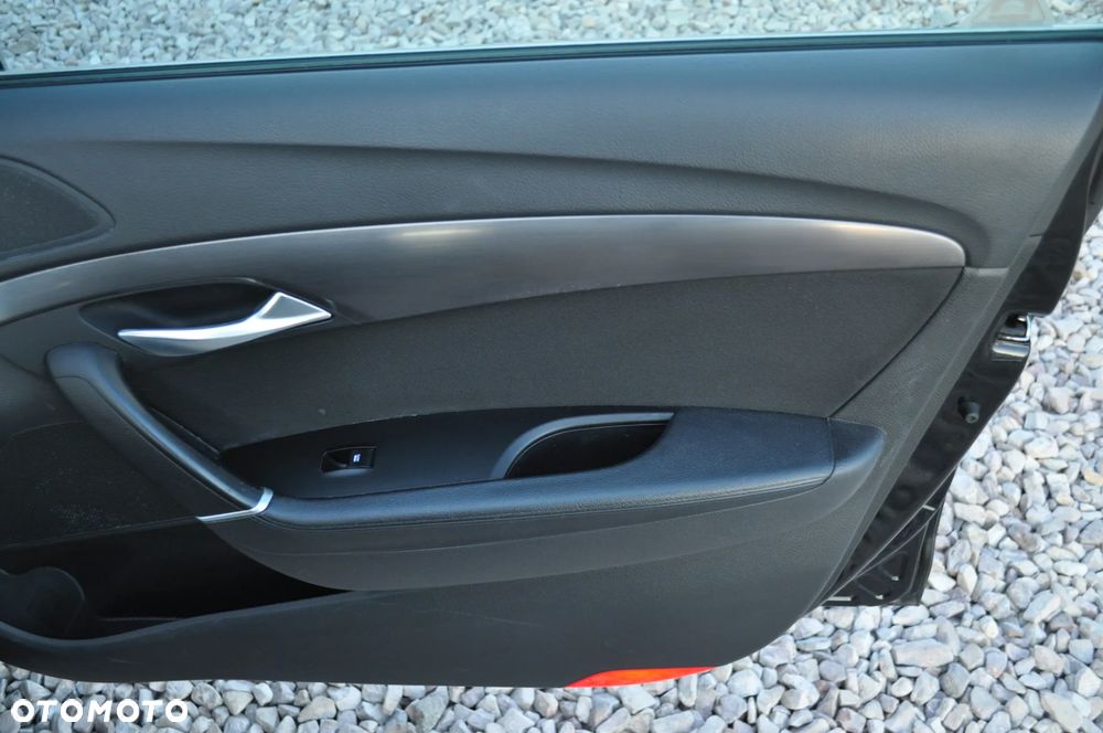 Hyundai i40 1.7 CRDi Comfort + - 32