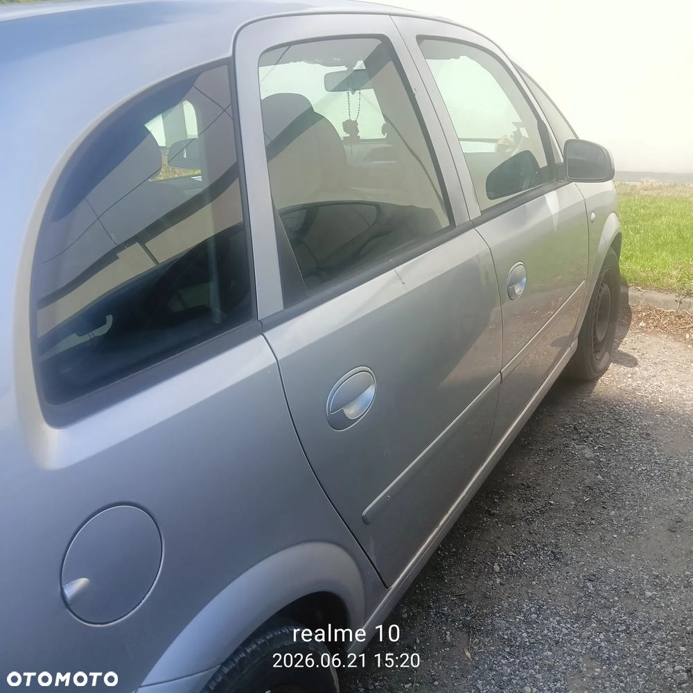 Opel Meriva 1.6 16V (Essentia) - 2