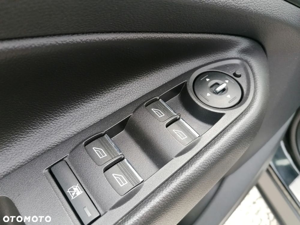 Ford Kuga 2.0 TDCi 4WD Titanium Plus - 28