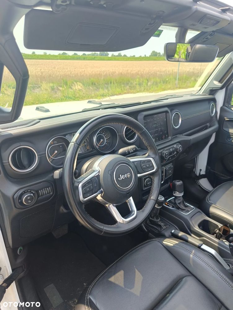 Jeep Gladiator - 25