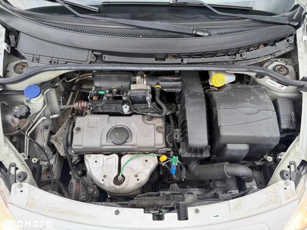 Citroën C3 1.1i First - 14