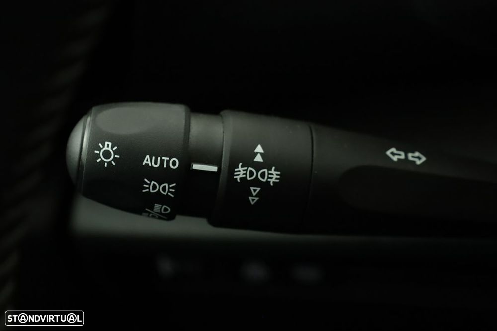 Citroën C4 1.2 PureTech Plus EAT8 - 17