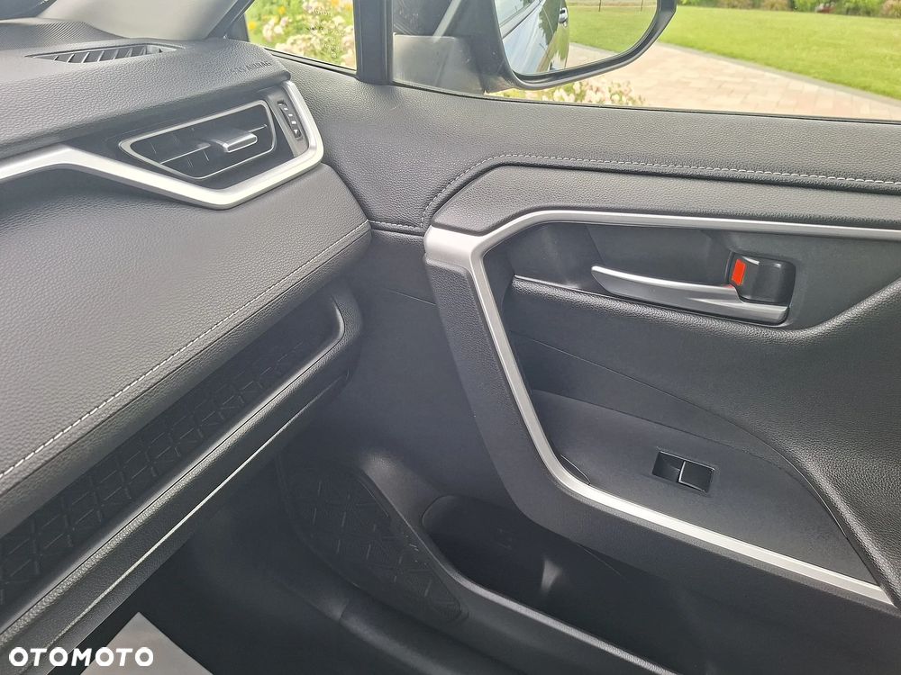 Toyota RAV4 - 28