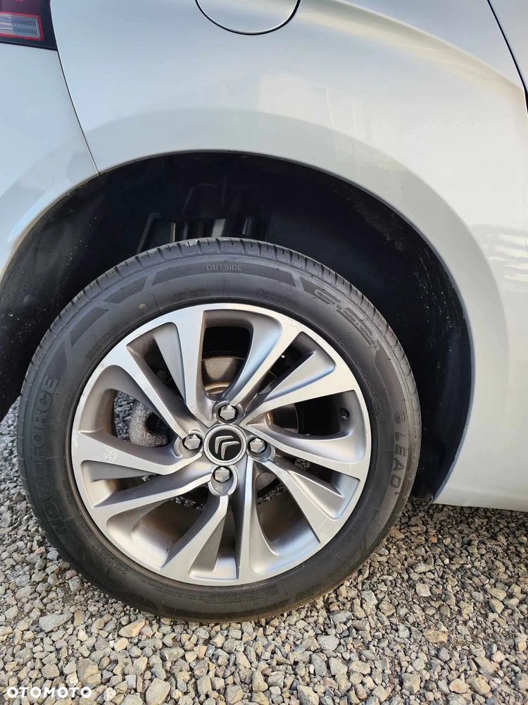 Citroën DS4 BlueHDi 120 Urban Show - 18