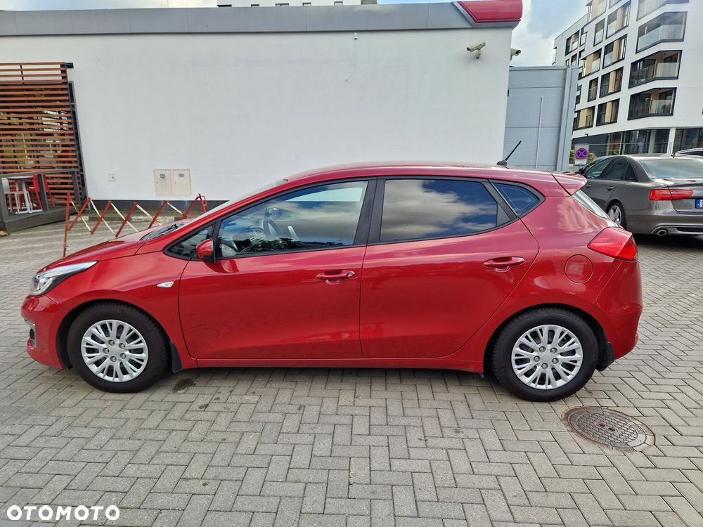 Kia Ceed 1.6 GDI L Business Line DCT - 10