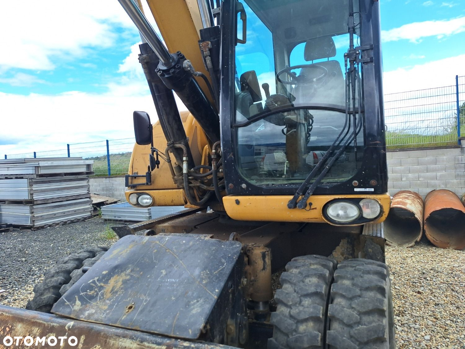 Caterpillar M318D 4X4 - 31