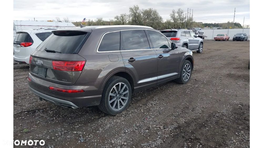 Audi Q7 - 4