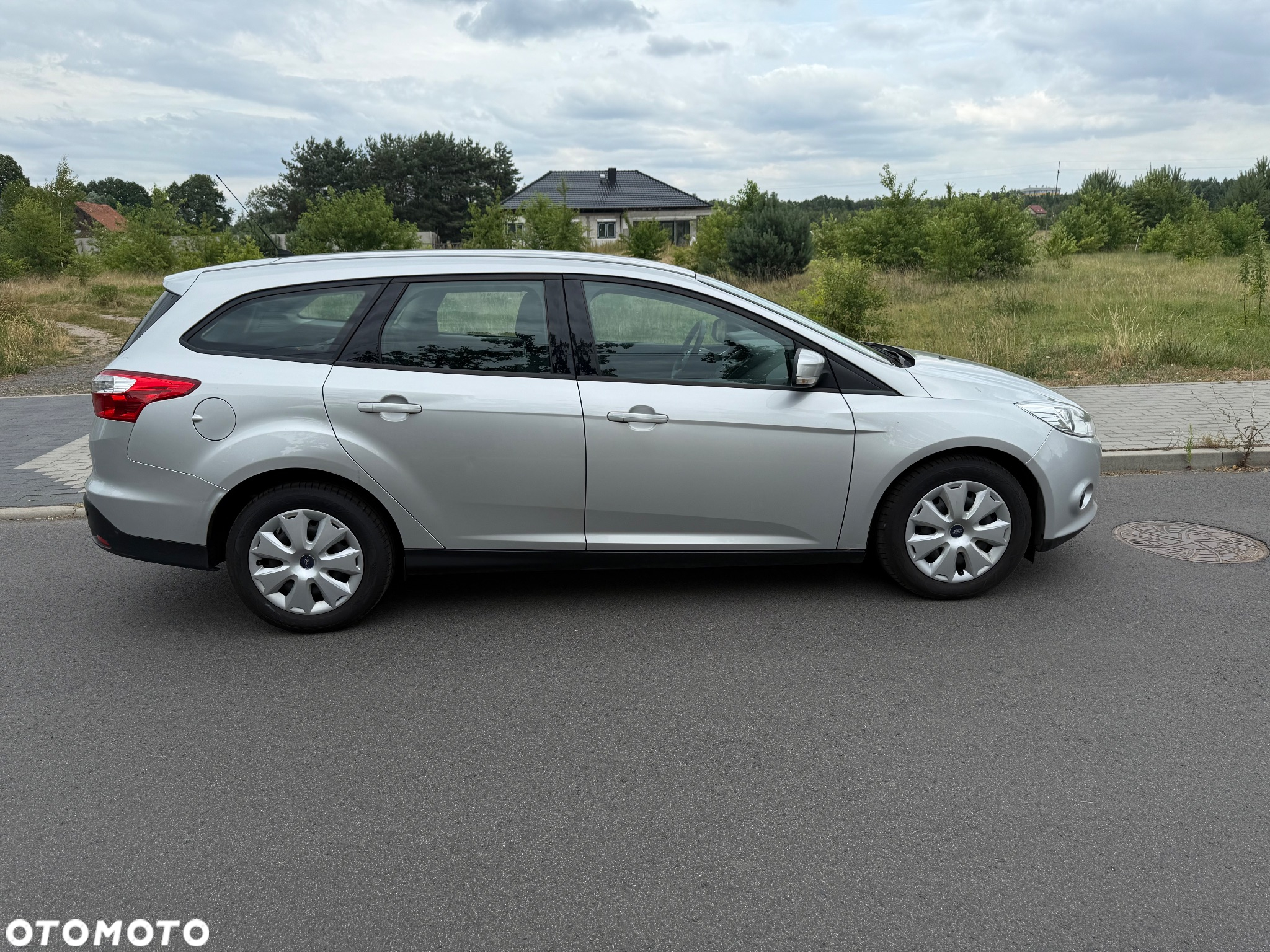 Ford Focus Turnier 1.6 TDCi DPF Start-Stopp-System SYNC Edition - 6
