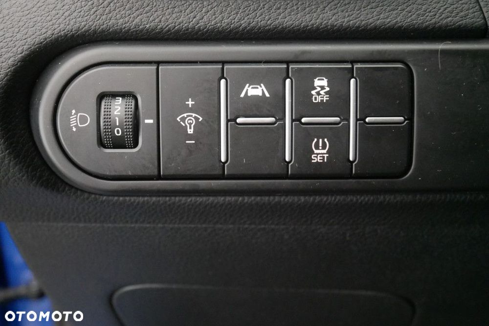 Kia Ceed 1.5 T-GDI M - 23