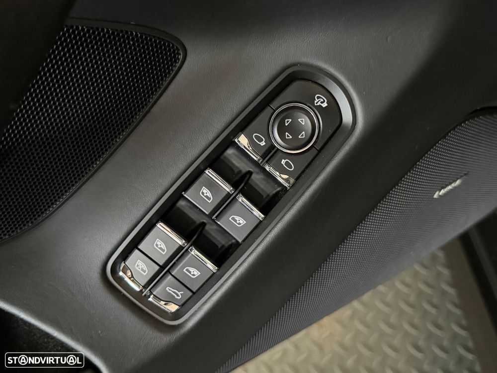 Porsche Panamera S E-Hybrid - 16