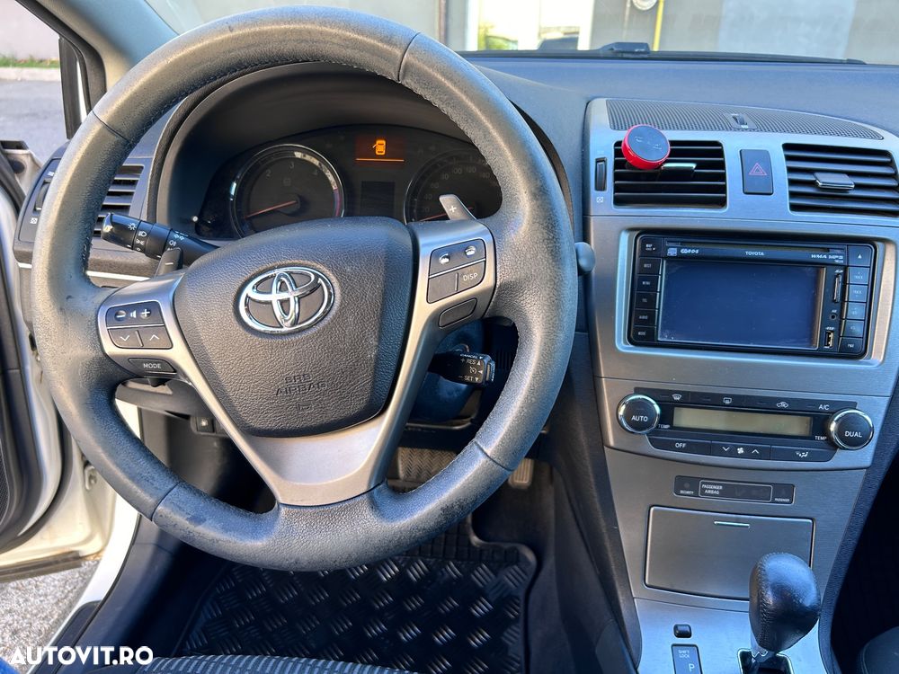Toyota Avensis 2.2 D-CAT Aut. Elegance - 8