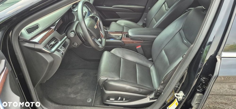 Cadillac XTS - 5