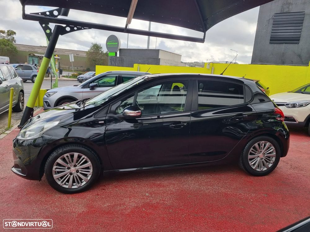 Peugeot 208 1.2 PureTech Style - 4