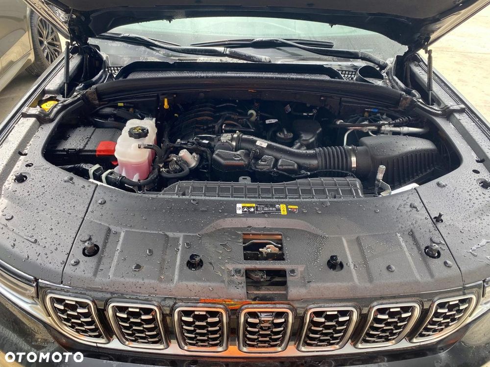 Jeep Grand Cherokee - 8