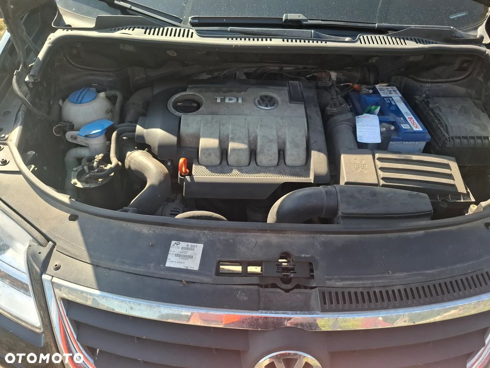 Volkswagen Touran 1.9 TDI DPF Trendline - 12