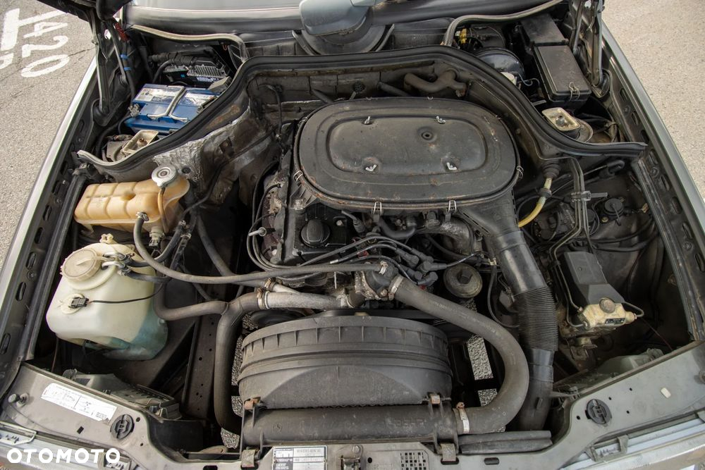 Mercedes-Benz W124 (1984-1993) - 21