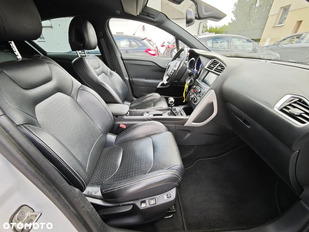Citroën DS4 THP 200 SportChic - 27